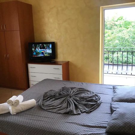 Dormi Oradea Apartment Bagian luar foto